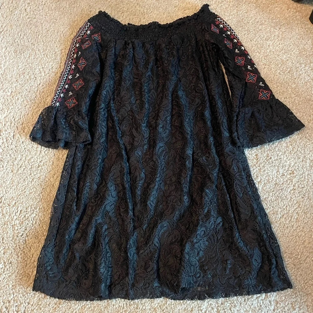 Black off the shoulder lace dress